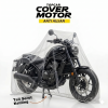 Cover motor transparan merk Topcar anti hujan dengan tali serut keliling terpasang di motor ukuran MOGE.